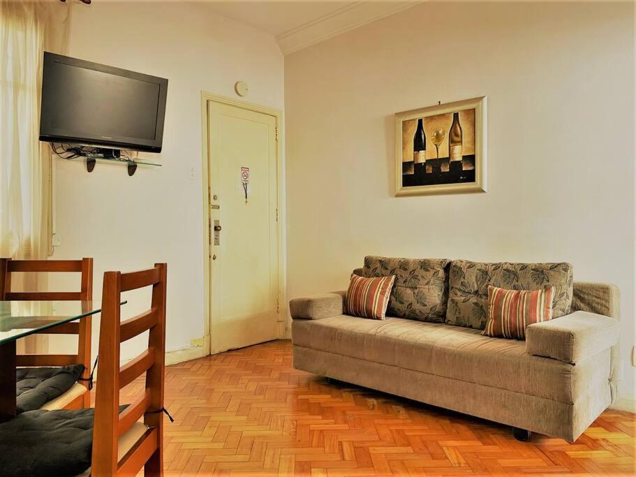 Apartamento Com Dois Quartos Na Orla De Copacabana ريو دي جانيرو المظهر الخارجي الصورة